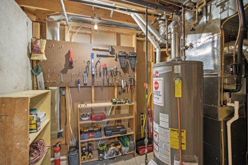 1471 G Ave, Kalamazoo MI 49004-1779 exterior