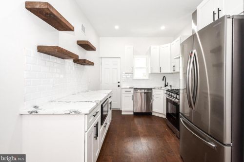 2517 Clarion St, Philadelphia PA  19148-4315 exterior