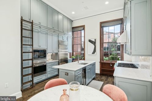 2000 Delancey Pl, Philadelphia, PA 19103