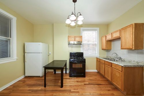 6707 Peoria St, Chicago IL  60621-1821 exterior