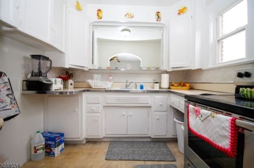 69 Morris St, Dover NJ 07801-4611 exterior