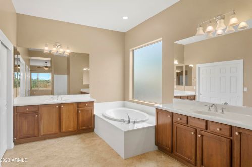 43511 47 Ln, Phoenix AZ 85031-2703 exterior