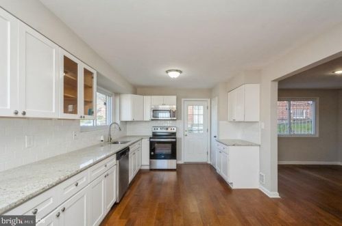 1211 46th St, Washington DC 20019-5722 exterior