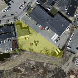 237 Riverview Ave, Newton MA 02466-1358 aerial view