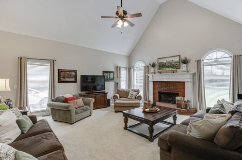 3330 Highgate Hills Dr, Duluth GA 30097-5129 exterior