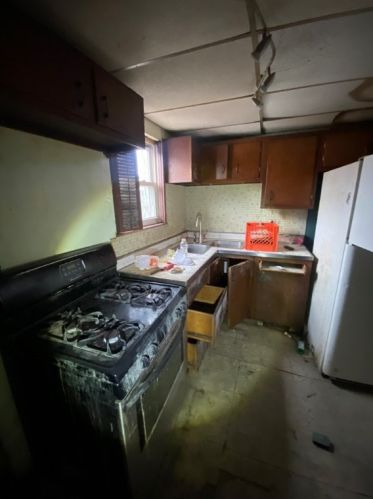 3126 Landis St, Pittsburgh, PA 15204-1716