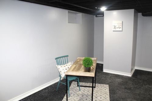 5739 71st St, Milwaukee WI  53218-2214 exterior