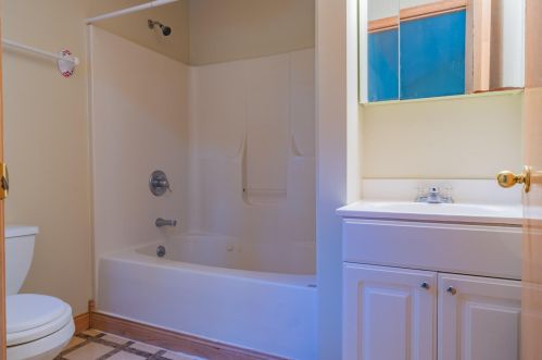 3470 Polonaise Dr, Meskegon MI 49442-1775 exterior