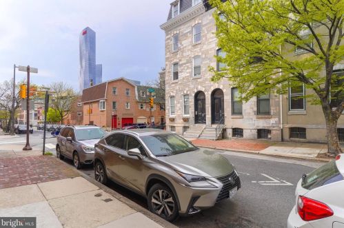 2225 Locust St, Philadelphia PA 19103-5510 exterior