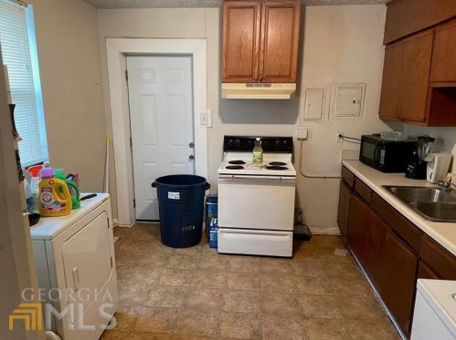 1307 Elizabeth Ave, Atlanta GA  30310-3915 exterior