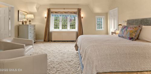 528 Field Point Rd, Greenwich CT 06830-6446 exterior