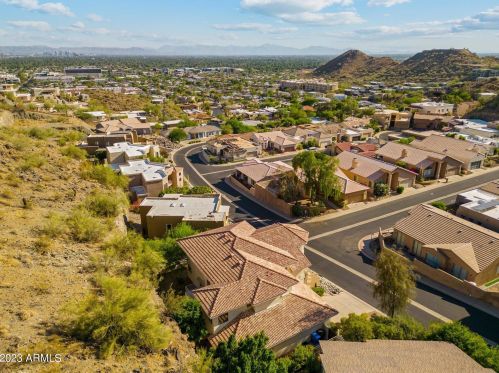 10401 Central Ave, Phoenix AZ 85020-1053 exterior