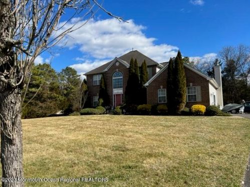 31 Bridgewater Ct, Jackson Twp, NJ 08527-4030