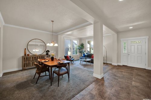 1958 Bluffside Cir, Sandy UT exterior