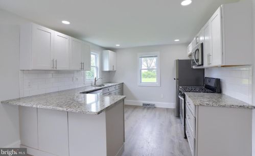 720 Elizabeth St, Lancaster PA  17603-2218 exterior