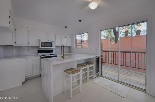 3117 Stone Ave, Tucson AZ  85705-3807 exterior