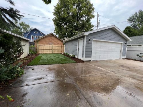 1908 Elmdale Ct, Milwaukee WI 53211-2342 exterior