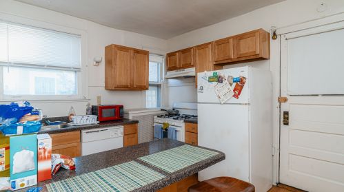 3139 Francisco Ave, Chicago IL 60618-5814 exterior