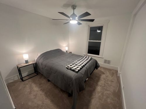 7442 Fleming St, Pittsburgh PA 15212 exterior