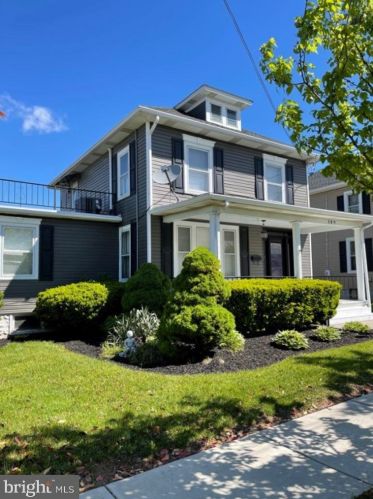 109 Elm Ave, Hanover PA 17331-1906 exterior