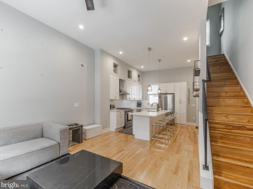 129 Allen St, Philadelphia PA  19125-4101 exterior