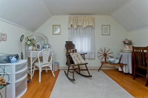 2 Egypt Rd, Ellington CT 06029-2430 exterior