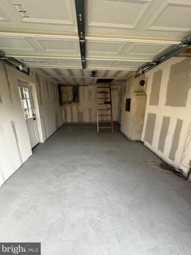 99 Elfreth Rd, Huntingdon Valley PA  19006-1210 exterior