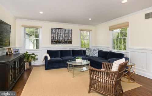 834 Princeton Kingston Rd, Princeton NJ 08540-4128 exterior