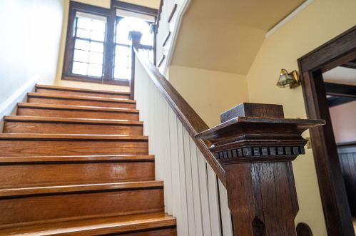 2728 Prospect Ave, Milwaukee WI 53211-3768 exterior