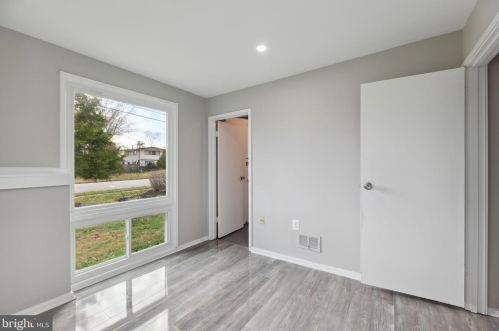 4000 Javins Dr, Alexandria VA  22310-2037 exterior