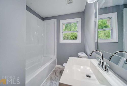 2935 Harlan Dr, Atlanta GA  30344-3705 exterior