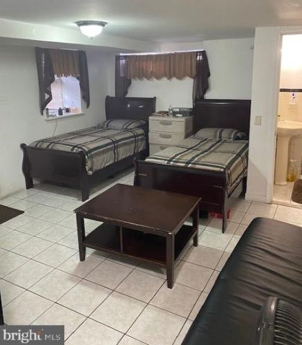 7154 Large St, Philadelphia PA 19149-1110 exterior