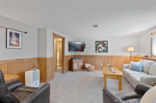 4490 Missaukee Ave, Wyoming MI exterior