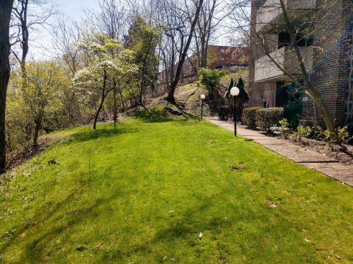 4003 Charlemagne Cir, Pittsburgh PA  15237-2917 exterior