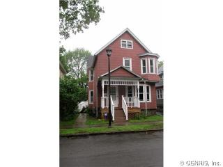 26 Fountain St, Rochester, NY 14620-1902