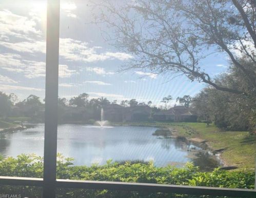 1365 Serrano Cir, Naples FL 34105-4955 exterior