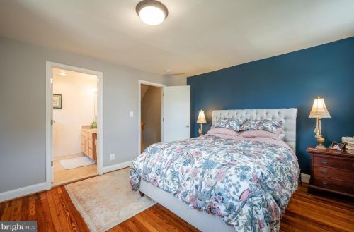 329 Clifford Ave, Alexandria VA 22305-2709 exterior