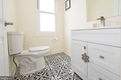 902 29 St, Philadelphia PA 19132-3020 exterior