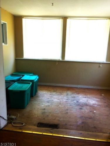 34 Harrison St, Wantage NJ 07461-2121 exterior