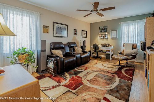 126 Lancaster Rd, East Freehold NJ 07728-3111 exterior