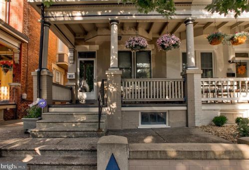 803 Duke St, Lancaster, PA 17602-2021