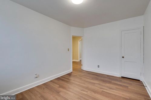 5228 4 St, Washington DC 20003-3481 exterior