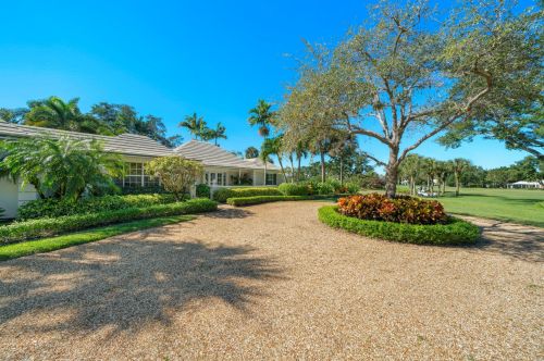 6 Country Club Cir, Boynton Beach, FL 33436-5605