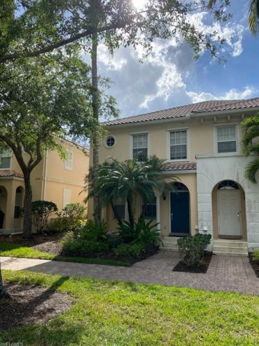 3548 Islandwalk Cir, Naples, FL 34119-1613