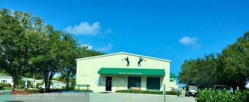 2947 Fiddlewood Cir, Fort Pierce FL 34952-3342 exterior