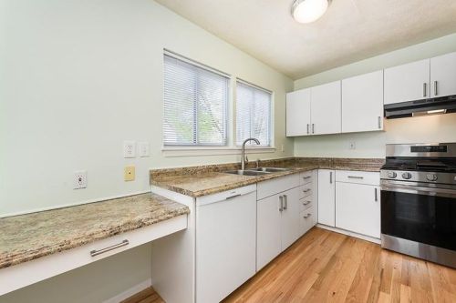 400 Noble St, Pittsburgh PA 15215-2638 exterior