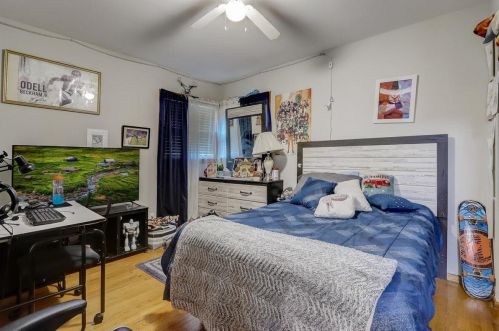 9600 Morgan Ave, Milwaukee WI  53228-1427 exterior