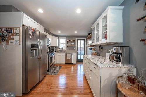 2041 Carpenter St, Philadelphia PA  19146-2616 exterior