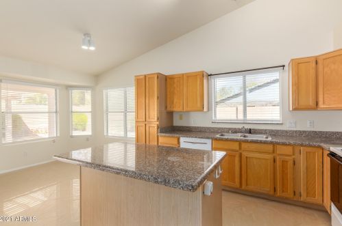 3046 Emile Zola Ave, Phoenix AZ 85032-6414 exterior