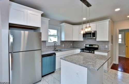 34 Enfield Ave, Montclair NJ 07042-3118 exterior